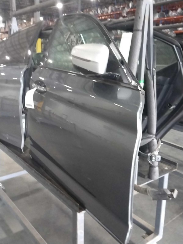 2017 BMW 540i Right Front Door Grey 638537 Used 57K Miles OEM Replacement
