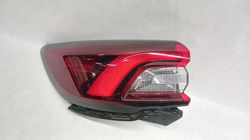 23-'24 FORD ESCAPE Left driver outer Taillight OEM Grade A!