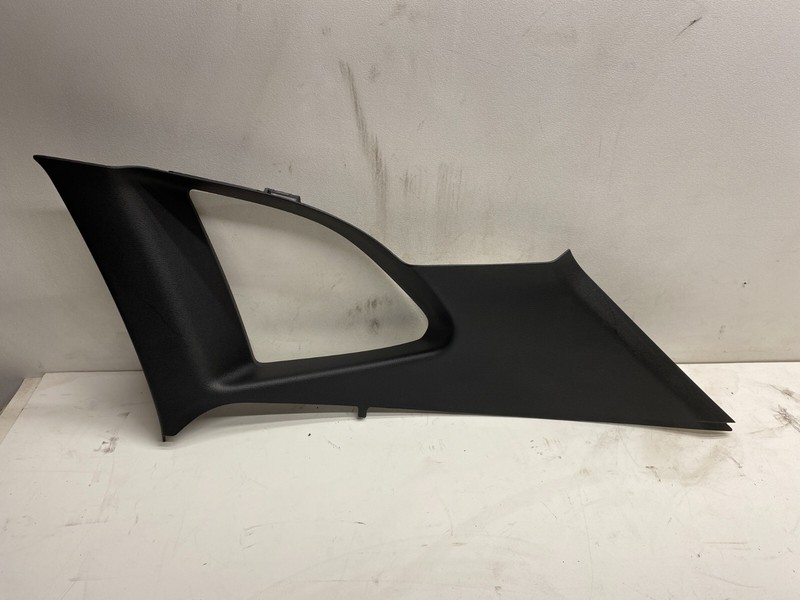 2012 -2015 BMW X1 RIGHT REAR UPPER C PILLAR TRIM COVER PANEL BLACK OEM