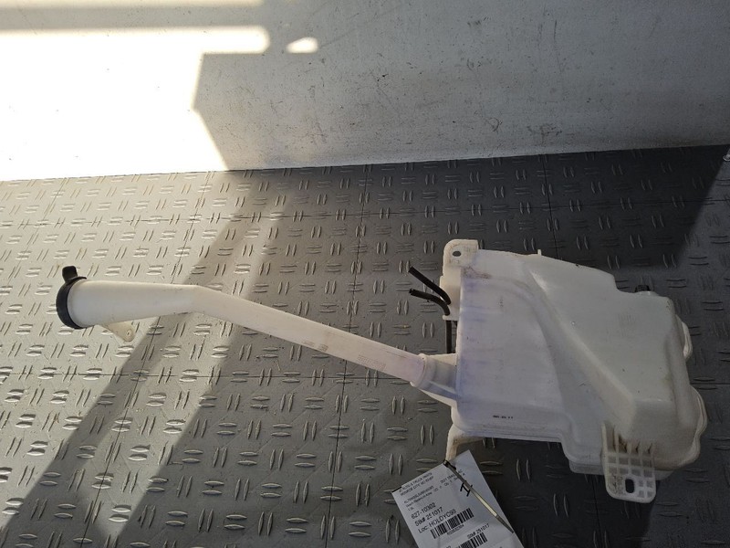 Wash Reservoir Fits 21-23 TRAILBLAZER 3532384