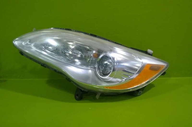 11 12 200 DRIVER LEFT HEADLIGHT LAMP OEM 3540-36