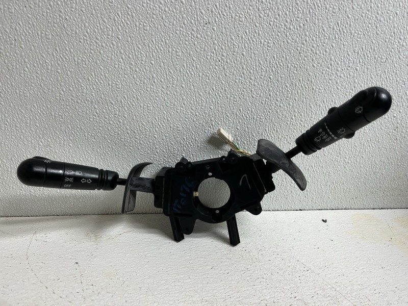 1997-2002 Daewoo Leganza Head light Lamp Turn Signal Wiper Combo Column Switch