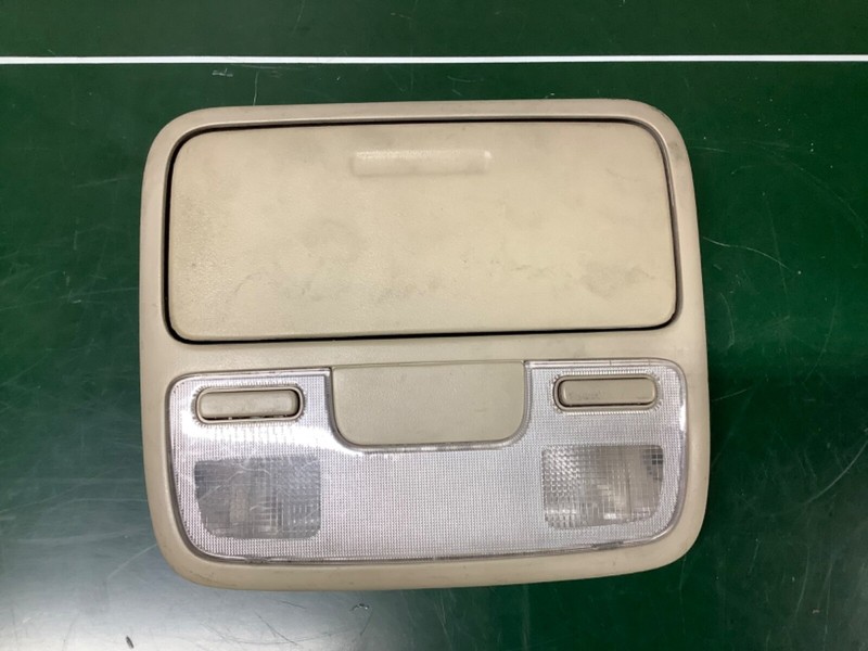 99-04 Odyssey LX overhead console , Dome map light Beige Used OEM