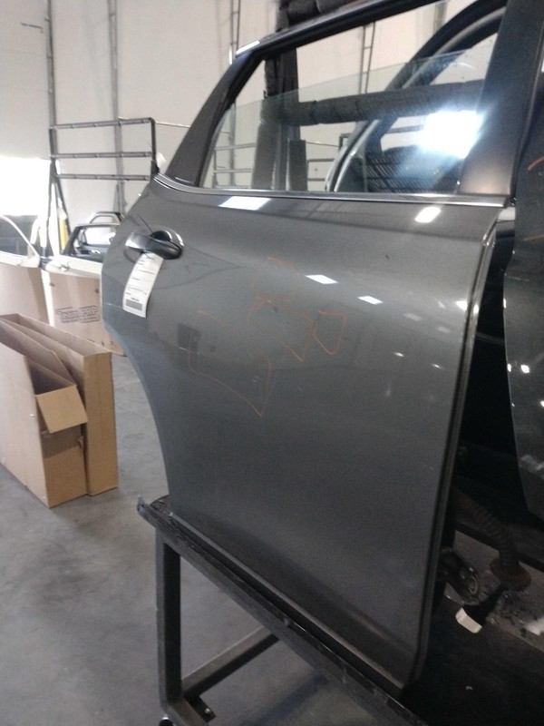 2017 Nissan Rogue Rear Right Door Grey Used OEM 627880 100K Miles