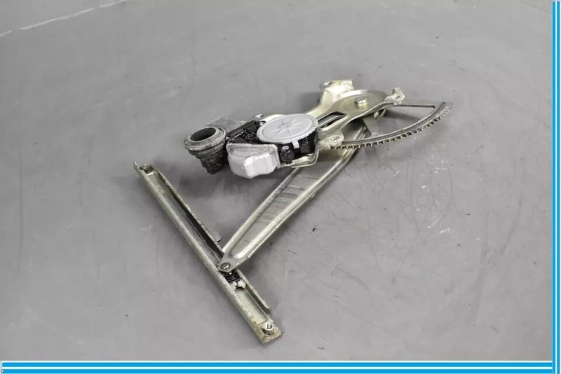 07-12 Lexus XF40 LS460 Rear Right Side Window Regulator Motor 85710-50110 OEM