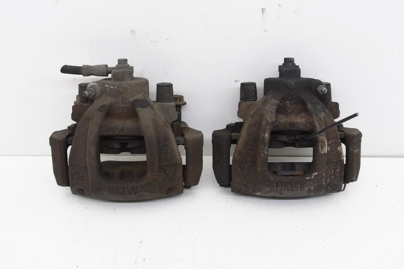 2005 Mini Cooper S Front Left Right Brake Calipers Set Pair OEM KW53