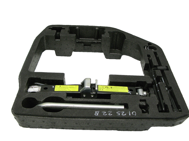 08-17 AUDI B8 A4 8T A5 S5 FOAM HOLDER TOOL KIT JACK EMERGENCY TRUNK KIT OEM 0125