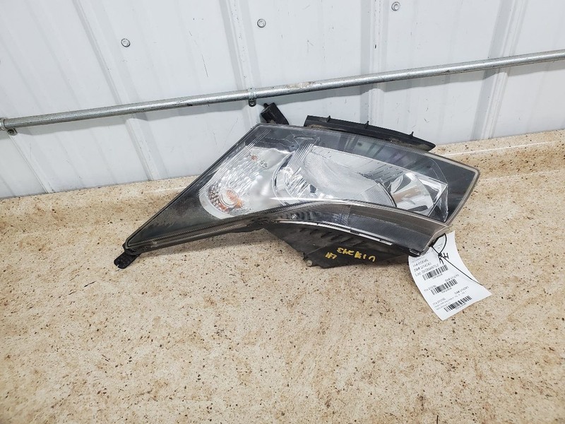 Driver Headlight VIN P 4th Digit Limited Fits 12-16 CRUZE 304546