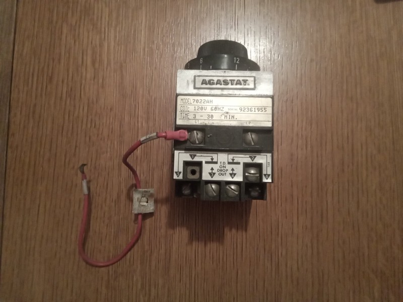 Agastat 7022AH 120V 3-30Min Time Delay Relay