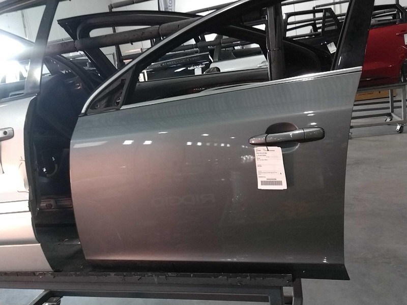 2016 Volvo S60 Left Front Door Osmium Grey Metallic 142K Miles OEM Part