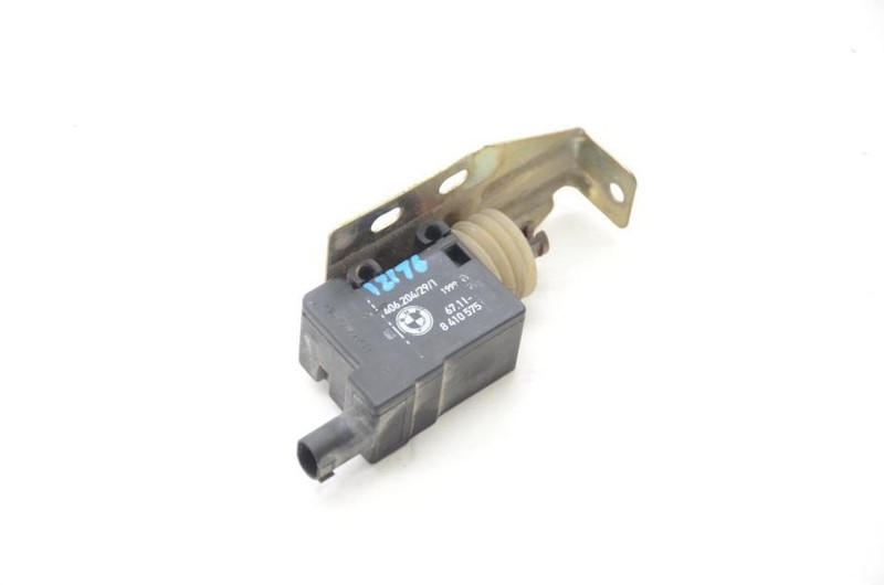 1997-2002 BMW Z3 2.5L Fuel Door Release Actuator 67118410575