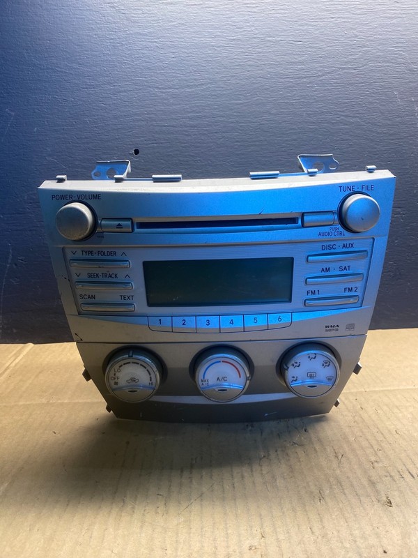 2007 to 2009 Toyota Camry Radio CD Player Climate Control Bezel AB7466 DG