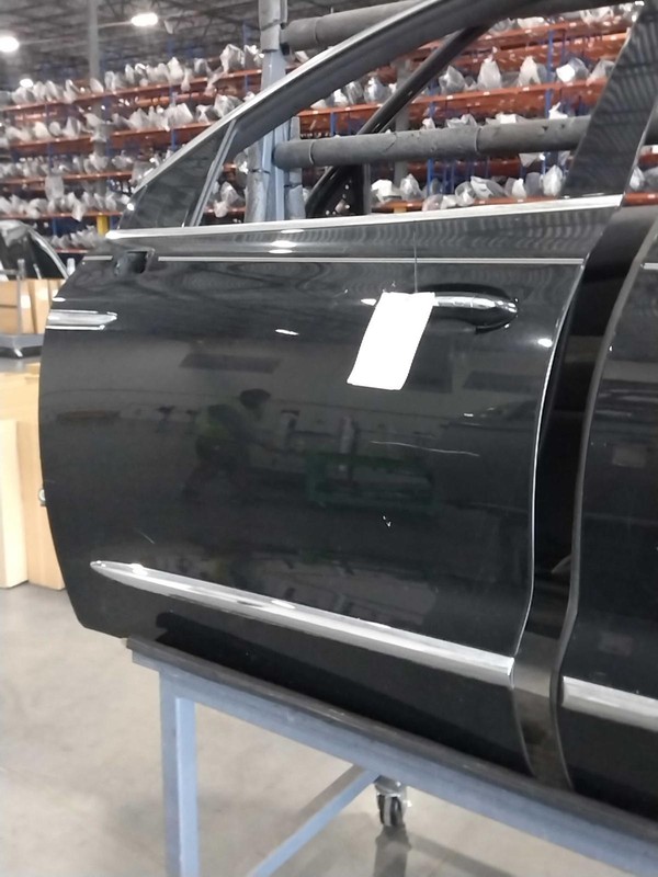 2018 Buick Enclave Front Left Door Black GB8 681587 Used 74000 Miles