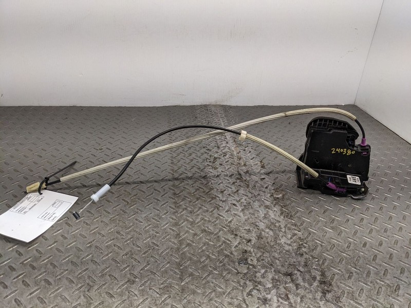 2016–2020 CHEVROLET CAMARO RIGHT DOOR LOCK LATCH ACTUATOR OEM 135105051181871
