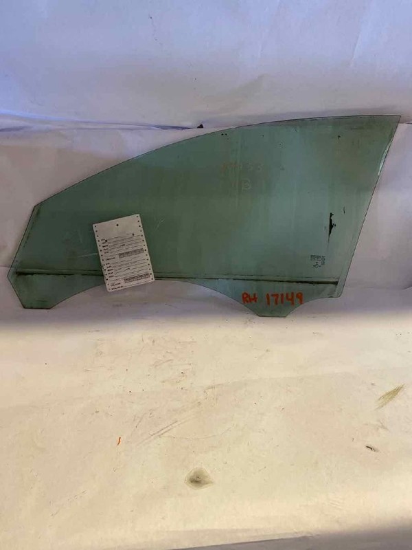 Front Door Glass/window VOLVO S40 Right 04 05 06 07 08 09 10 11