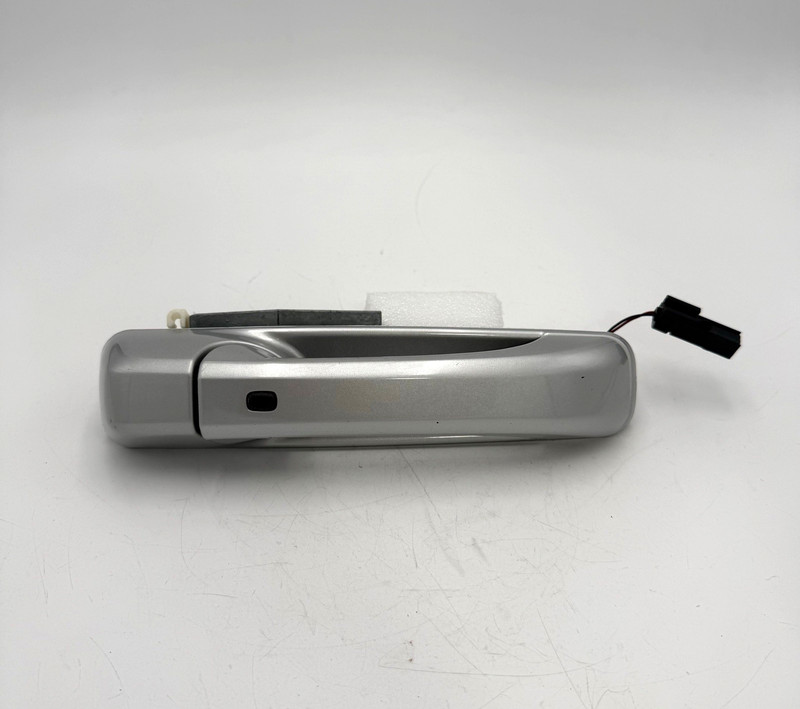 ✅ 2013-2024 RAM CL 1500-3500 OEM FRONT RIGHT EXTERIOR DOOR HANDLE SILVER PS2
