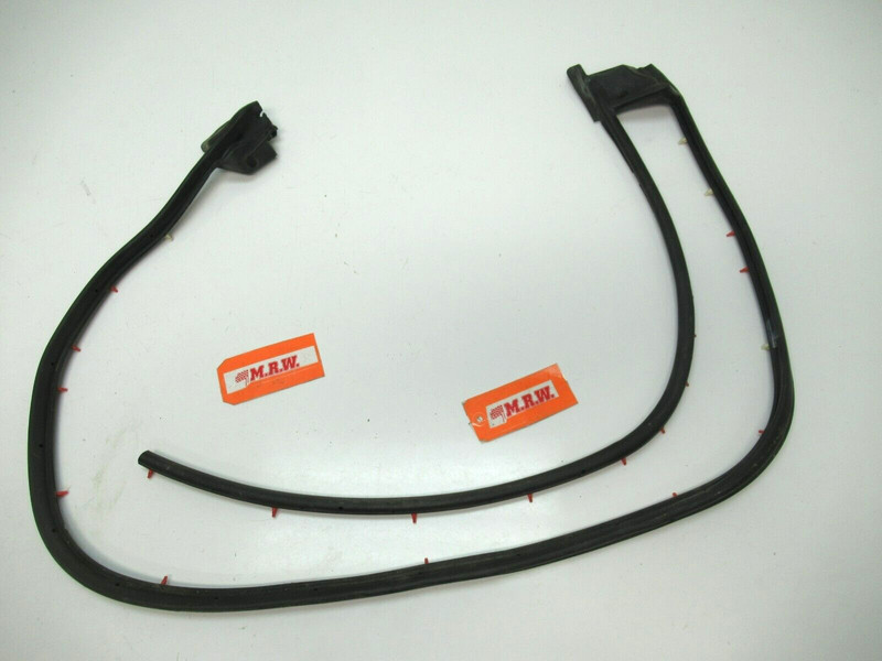 FRONT DOOR SEAL WEATHER STRIP RUBBER LEFT CLIPS 02 03 04 05 06 07 IMPREZA SEDAN