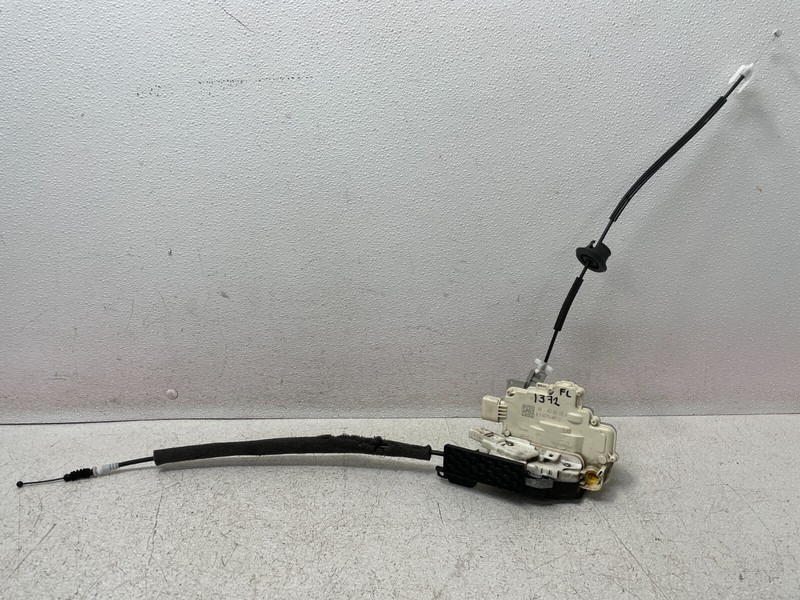 15 16 17 18 Porsche Macan Front Left Driver Door Lock Latch Actuator 1372 OEM