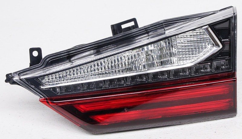 OEM Lexus RX350 RX450h Right Passenger Side LED Tail Lamp 81580-0E090 Lens Crack