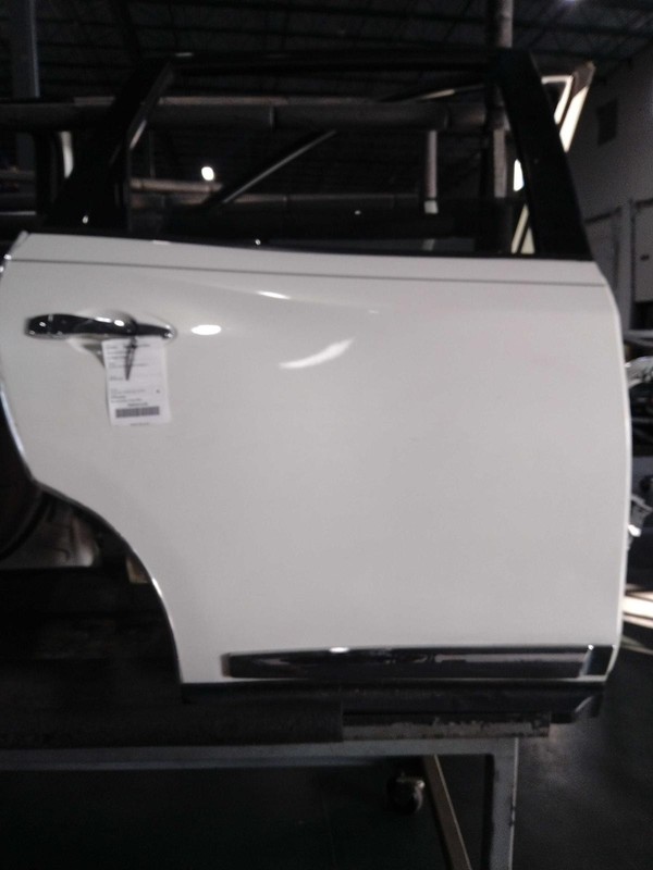 2013 Nissan Pathfinder Right Rear Door White OEM Good Condition 22865