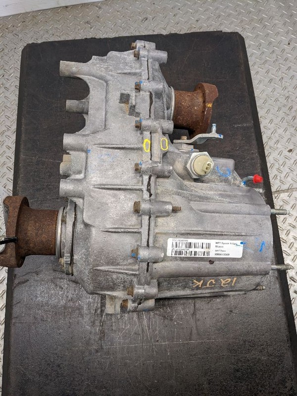 Transfer Case VIN W 6th Digit Jk Body 3.6L Fits 12-18 WRANGLER 1052732