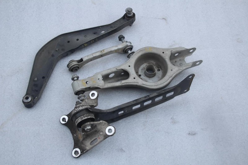 2018-2020 BUICK REGAL LEFT DRIVER SIDE REAR LOWER CONTROL ARMS FWD 4 PIECES
