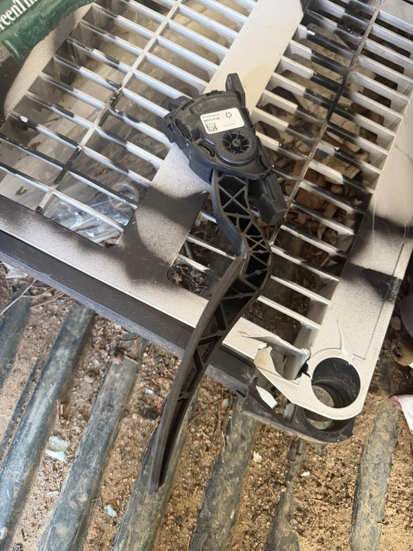 ✅ 2009-2023 RAM 1500 2500 3500 Classic OEM ACCELERATOR PEDAL 68043161AD SLT ST