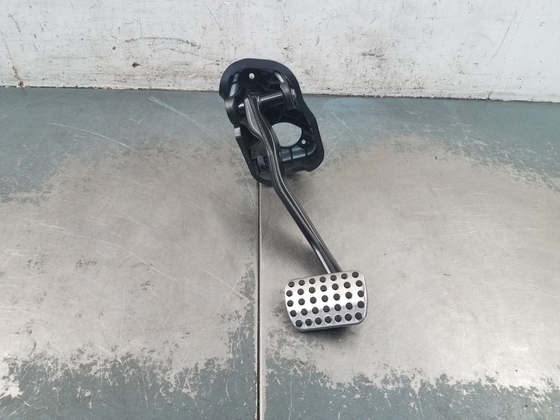 2017 Mercedes AMG C 63 S Brake Pedal Assembly #3490 C5