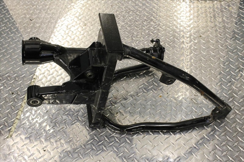 2006 SUZUKI C 50 BOULEVARD REAR SUSPENSION SUB FRAME SWING ARM C50 06