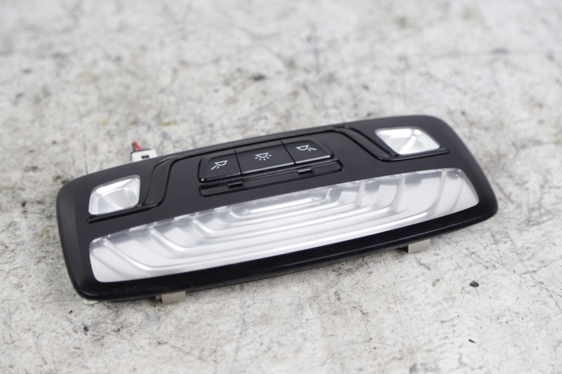 BMW M550i 540i 530i G30 ROOF OVERHEAD REAR DOME LIGHT READING LAMP OEM 17-20