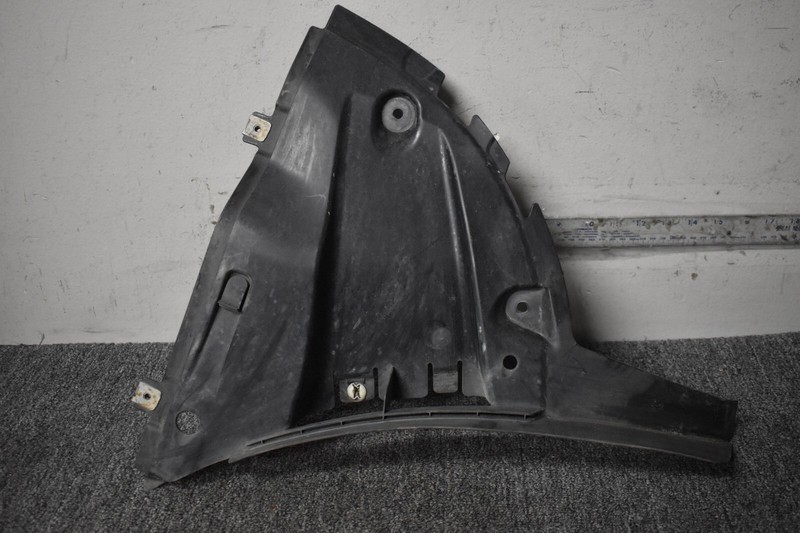2015-2020 PORSCHE MACAN S SIDE SHIELD LINING FACTORY OEM