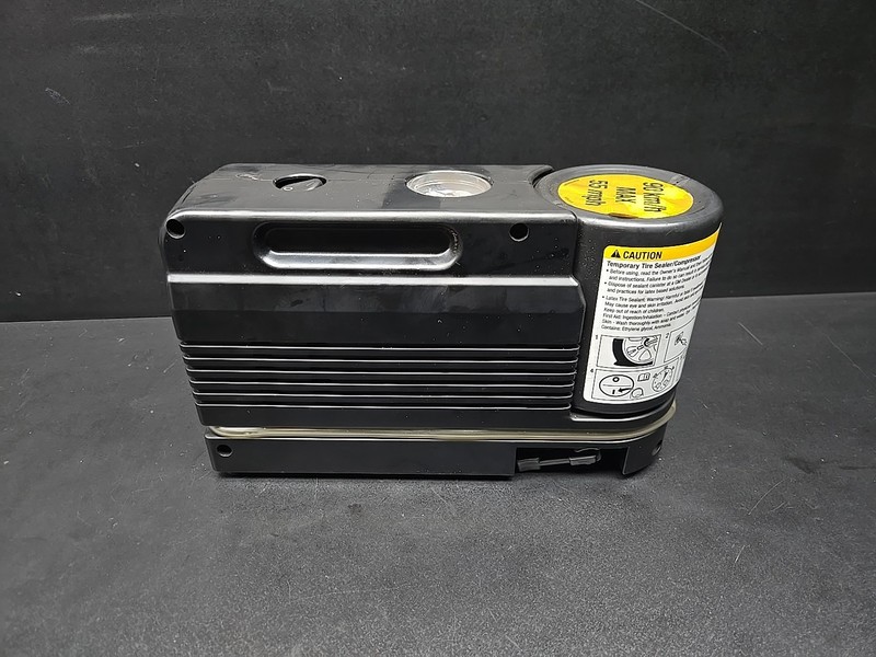 Tire Air Pump Patch Kit Compressor 2006-09 OEM for Pontiac Solstice, Saturn Sky
