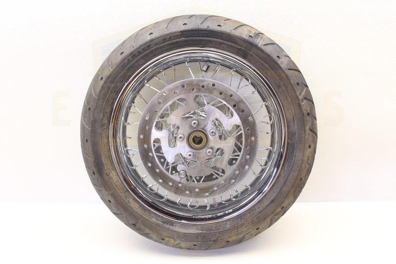 2010 HARLEY-DAVIDSON TOURING FLHTCU FRONT WHEEL TIRE LACED CHROME 44609-09 OEM