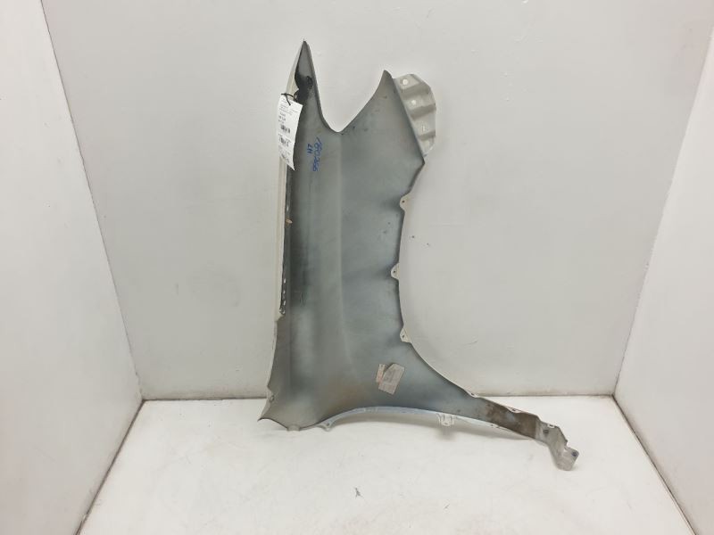 08 09 10 TOYOTA HIGHLANDER DRIVER LEFT FENDER WHTE-070 DAMAGED