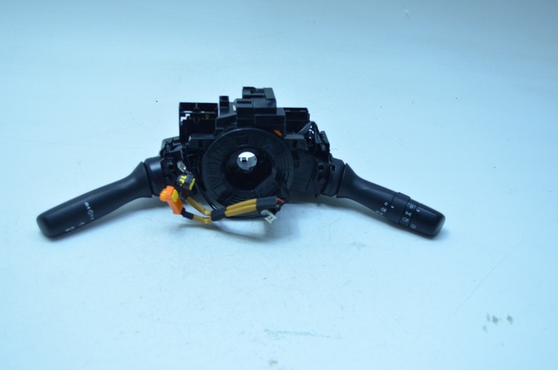 09-14 TOYOTA MATRIX WINDSHIELD WIPER / TURN SIGNAL COMBINATION SWITCH OEM