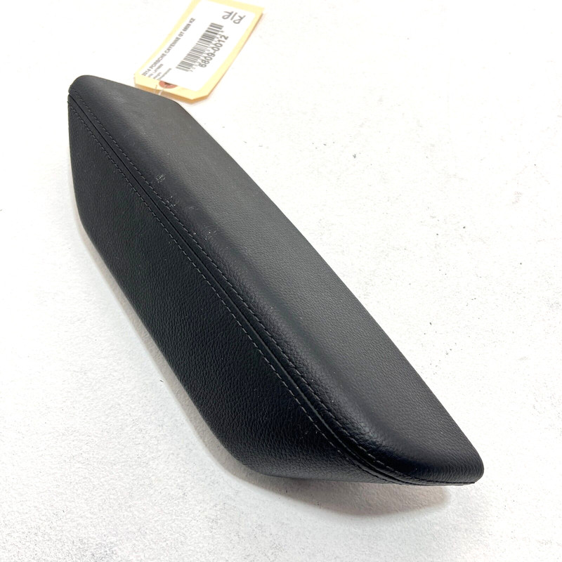 2011-2018 PORSCHE CAYENNE REAR PASSENGER DOOR PANEL ARMREST TRIM INTERIOR OEM