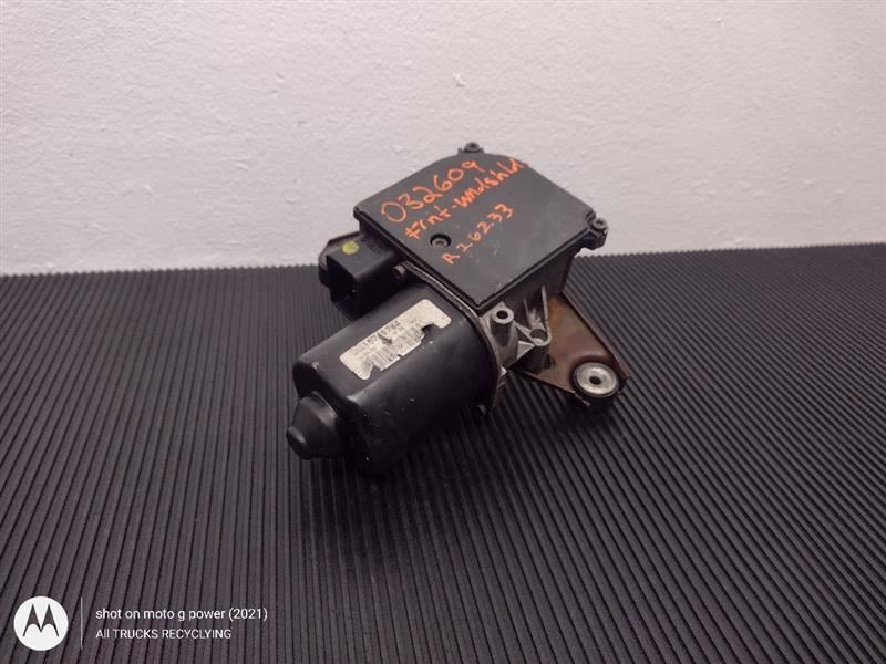 94-05 GMC Safarivan Windshield Wiper Motor OEM 15746784