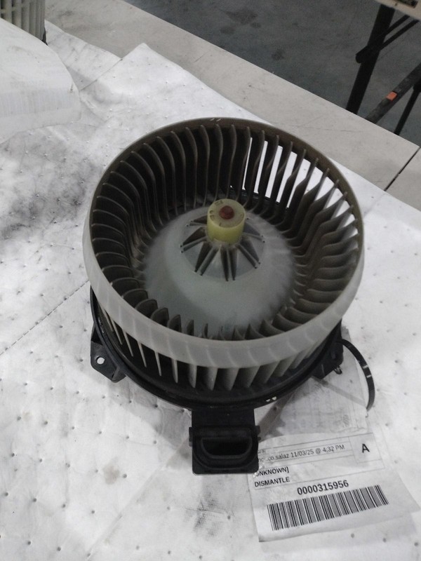 2013 RAM DODGE 1500 HVAC Blower Motor OEM 68048905AB Blue 195K Miles