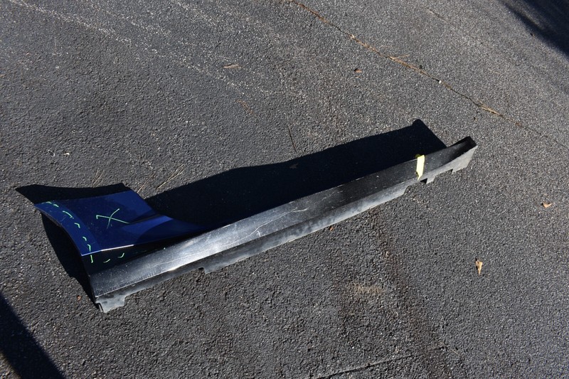 GM ROCKER PANEL RIGHT SIDE FACTORY OEM