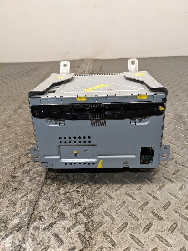 Audio Equipment Radio Receiver AM-FM-CD-MP3 Fits 11-12 TAURUS 1187729
