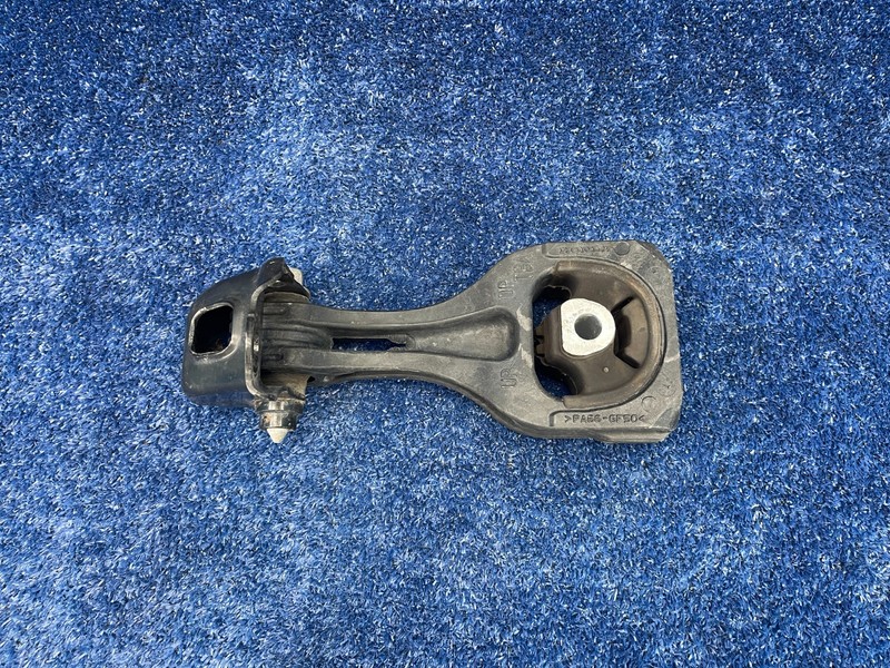 2016-2021 Honda Civic Engine Motor Mount 50890-Tba-A82 2.0L At Rear Mount OEM
