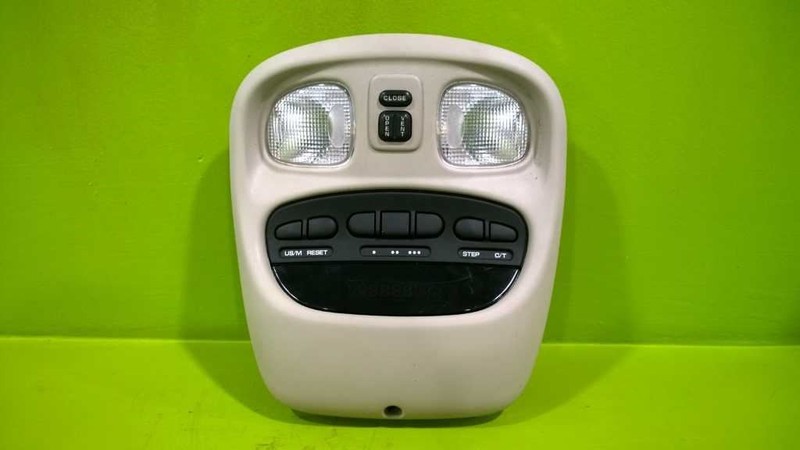 01 300M OVERHEAD CONSOLE MAP LIGHT OEM 3069-4