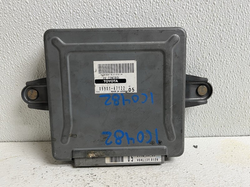 2005 Toyota Prius Hybrid Vehicle Control Module Computer HVCM HV 89981-47122