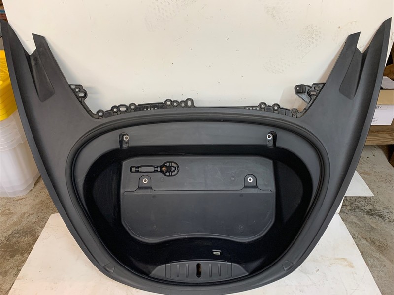 17-20 TESLA MODEL 3 FRUNK TRAY STORAGE BOX COMPARTMENT 1081674-00D 38004