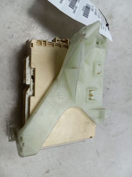 14 TOYOTA SIENNA JUNCTION RELAY FUSE BOX 82730-08090