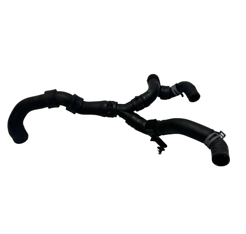 📌 2022 - 2024 AUDI A3 COOLING SYSTEM Y-PIECE T-PIECE PIPE 5Q0121087 OEM