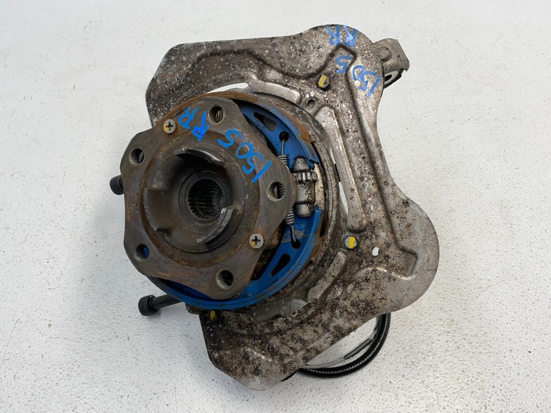 05-11 Porsche 911 Carrera 997 Rear Right Pass Spindle Knuckle Hub RWD 1505 OEM