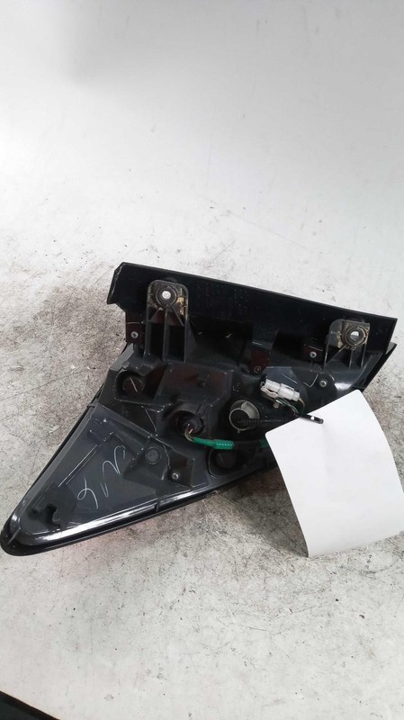 2019 Honda HR-V Right Blue Tail Light Assembly OEM 675149 - 47K Miles