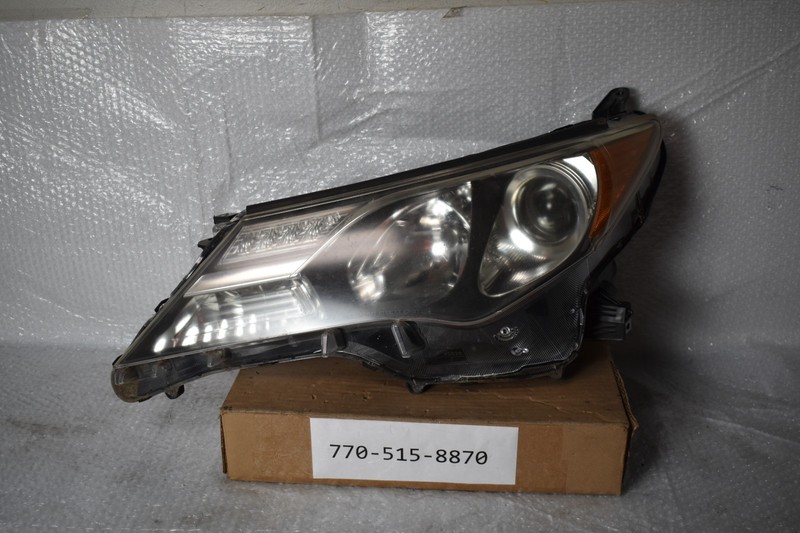 2013 2014 2015 Toyota RAV4 Headlight Driver Left LH Halogen OEM