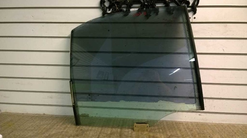 98 CATERA SDN PASSENGER RIGHT REAR WINDOW DOOR GLASS OEM 1163-31